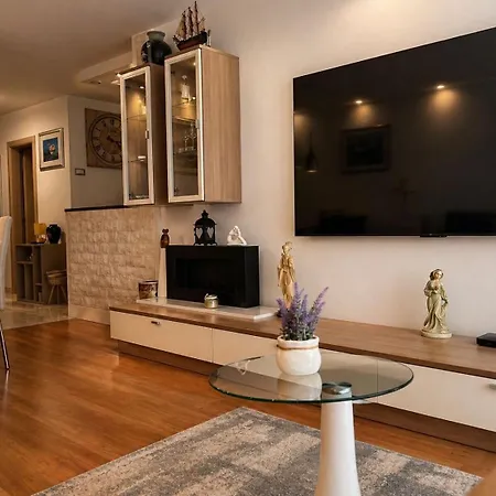 Slendt Zen Apartment Split